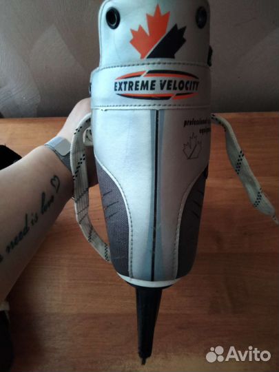 Коньки хоккейные