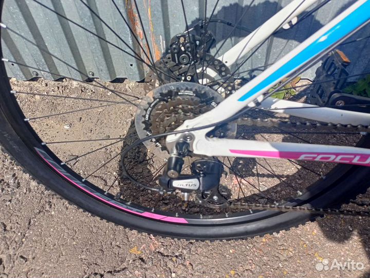 Женский велосипед Focus Whistler 27.5