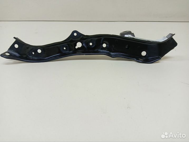 Кронштейн радиатора Toyota Auris E150 2006-2012