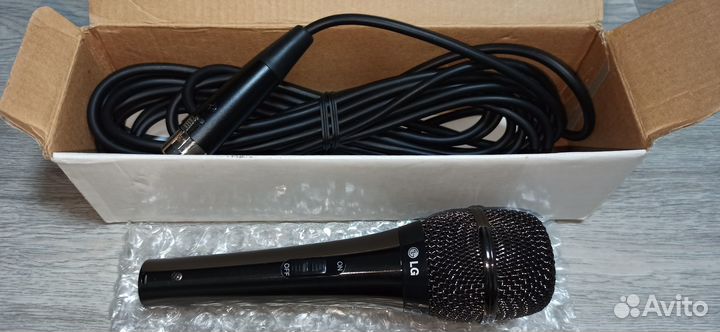 Микрофон LG JHC-1 новый