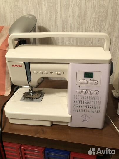 Швейная машина Janome 6260