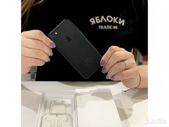 iPhone 7, 256 ГБ