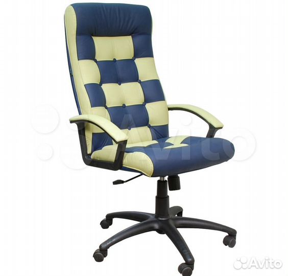 Офисное кресло