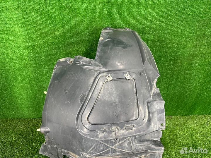 Подкрылок передний левый Bmw 5 F11 N52B25 2011