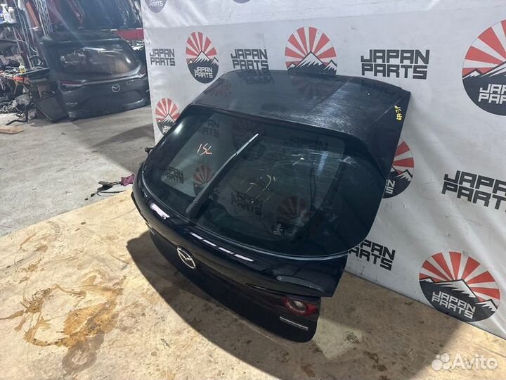 Крышка багажника задняя Mazda 3 BP
