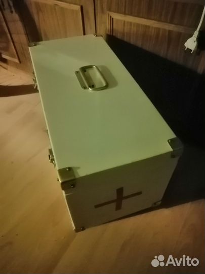 Ящик деревянный, белый, глянцевый