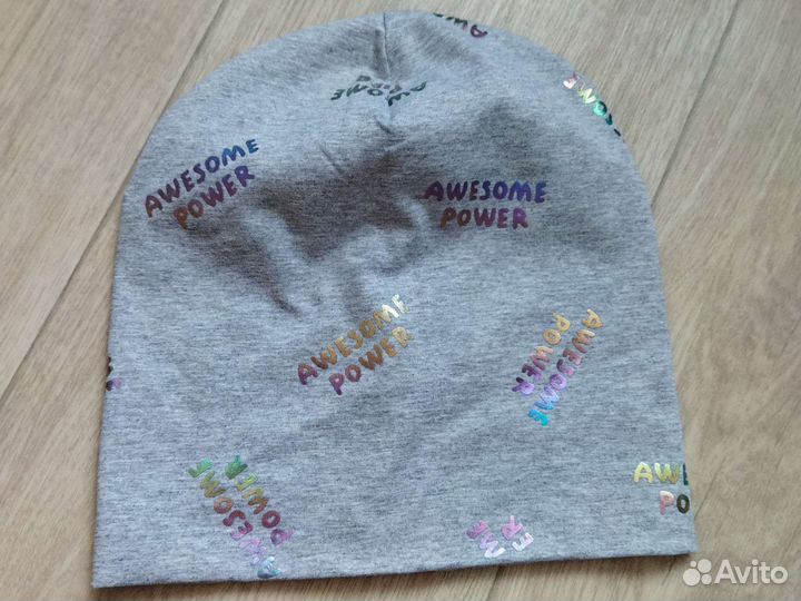 Шапка для девочки новая