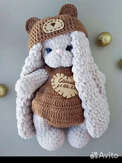 Плюшевый зайка ручной работы