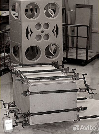 Настенная акустика Legacy Audio Deco black