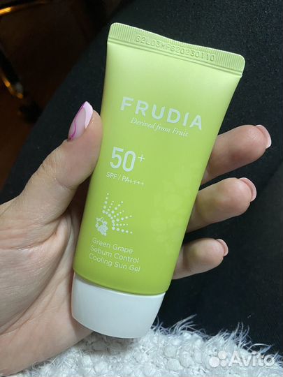 Солнцезащитный крем-гель спф