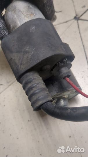 Стартер Volkswagen Passat 6