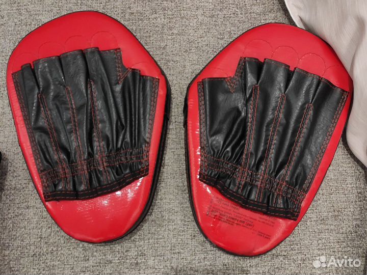 Боксерские перчатки 8oz и лапы