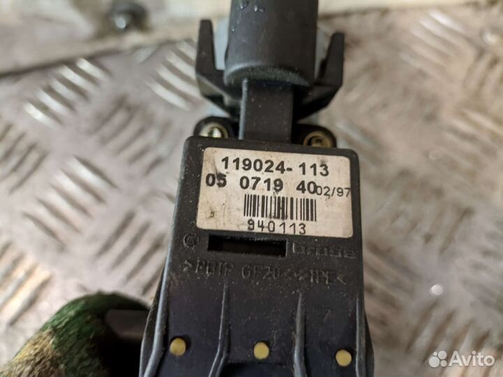 Моторчик стеклоподъёмника передний Audi a3 8l