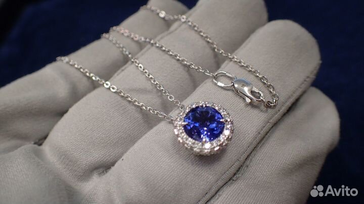 Золотой кулон с танзанитом Evgeny Matveev