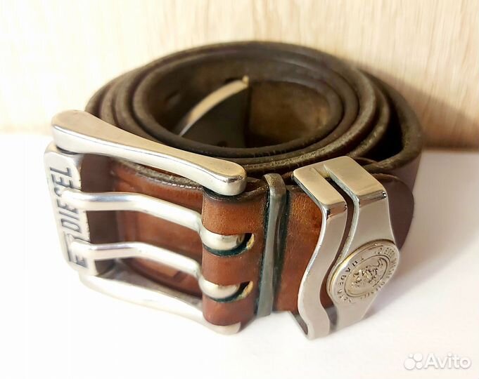 Толстый кожаный ремень 