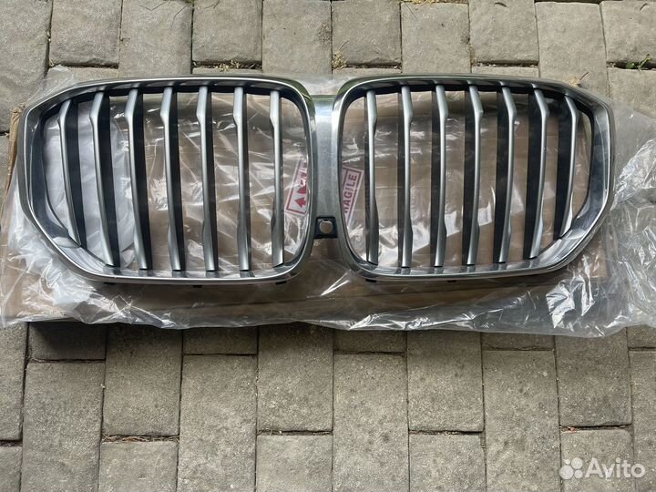 Решётка радиатора(ноздри) оригинал для BMW X5 G05