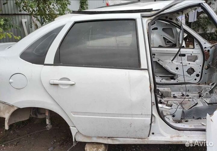 Двери гранта седан лифтбэк кросс