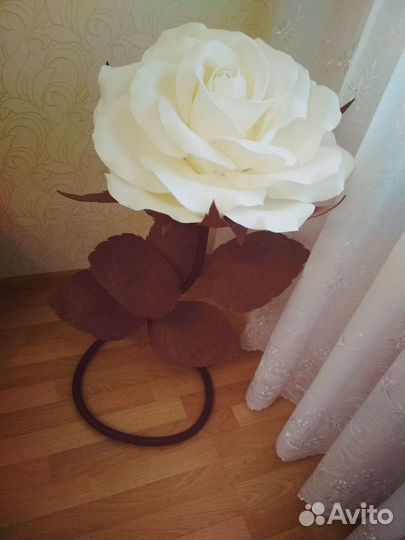 Декоративная роза