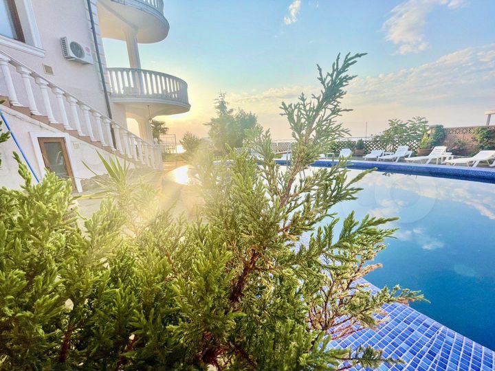 Гостиница, 1000 м²