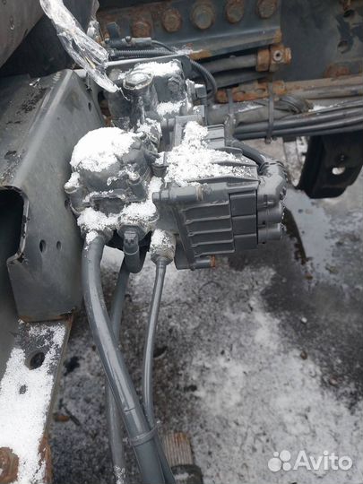 Кран модулятор EBS передний Mercedes-Benz Actros