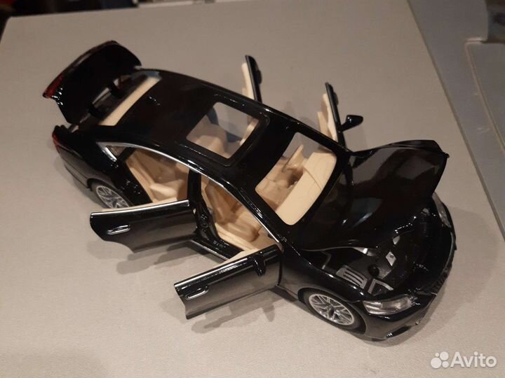 Lexus-LS500h, Golf GTI,Lexus LX570