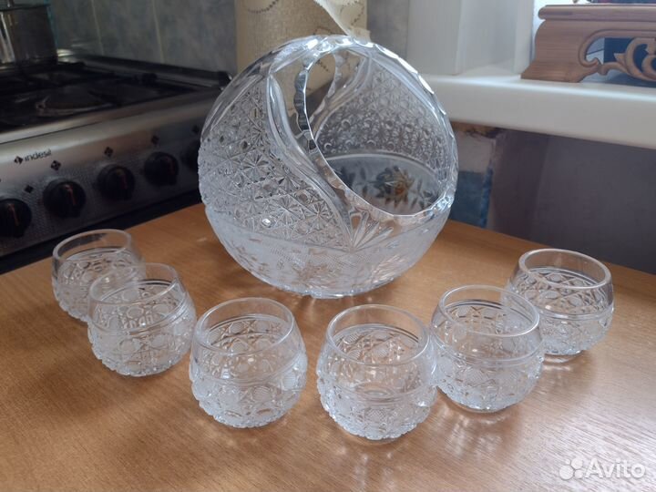 Хрусталь. Кувшин. Ваза. Бокалы