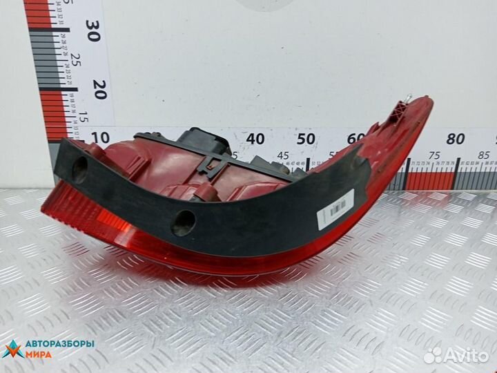 Фонарь задний правый Peugeot 308 T7 2009