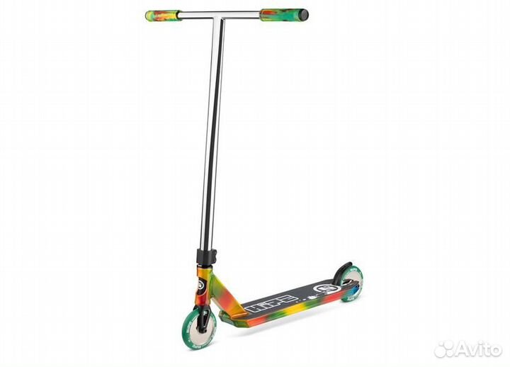 Самокаты для трюков. Разные цвета и модели