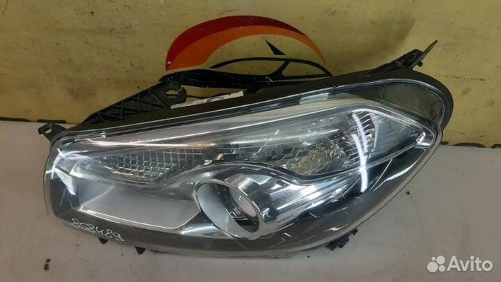 Фара левая Nissan Qashqai J10 2010-2014