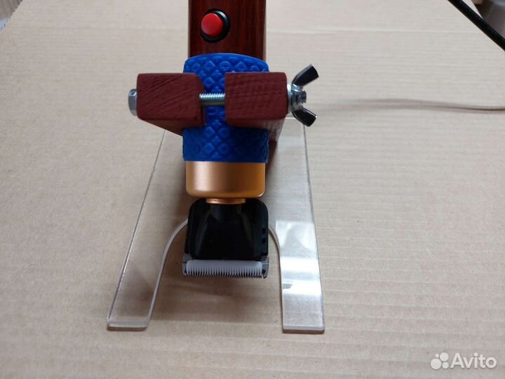 Подставка для машинки для стрижки ковров