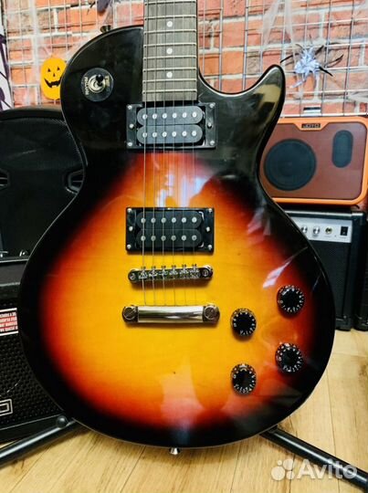 Электрогитара + комбик моделирующий