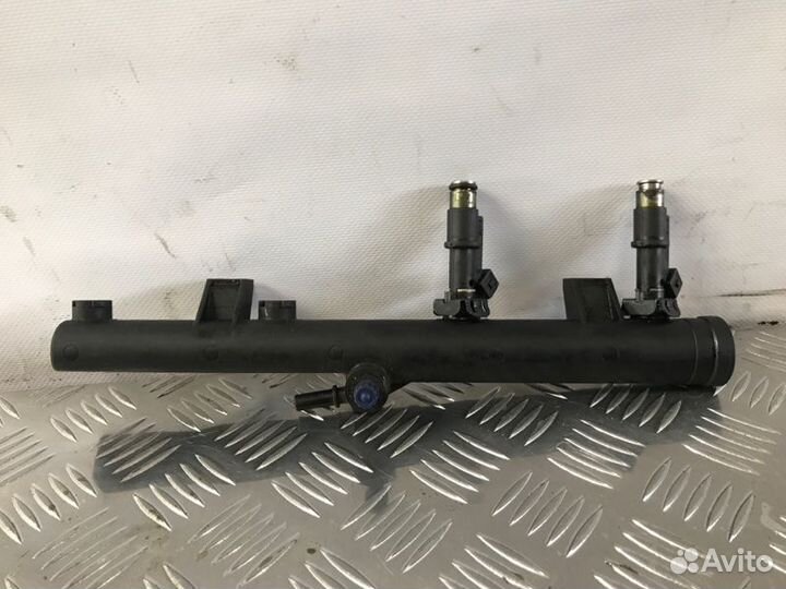 Топливная рампа Peugeot 307 универсал 2.0 2002