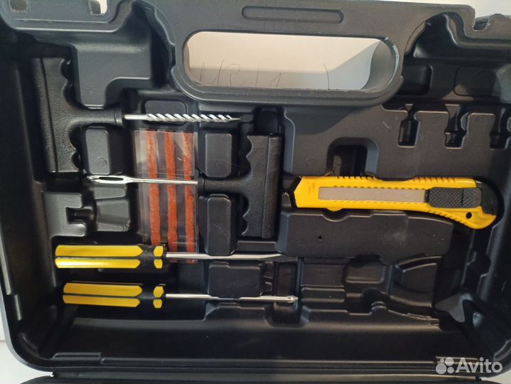 Компрессор автомобильный двухпоршневой