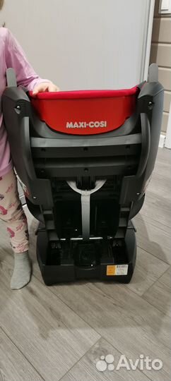 Детское автокресло maxi cosi nomadred