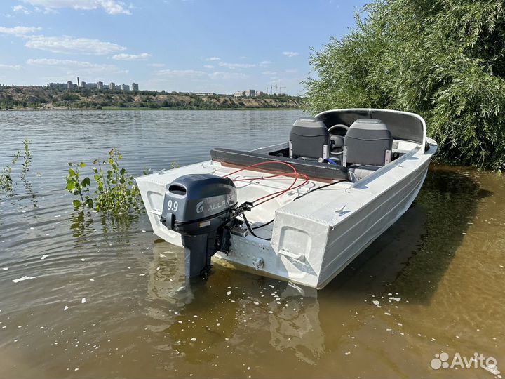 Лодка Днепр мотор 9.9/15 нерегистрат