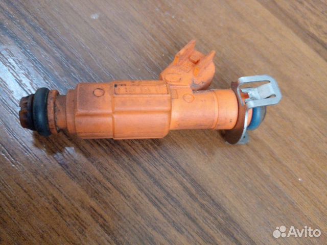 Форсунка инжекторная Mazda 6 GG 2006