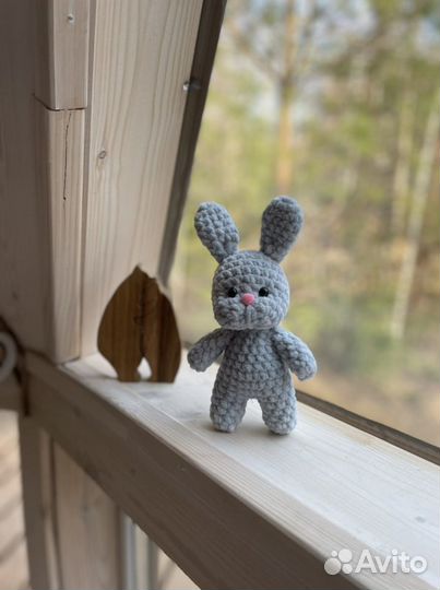 Вязаный зайчик