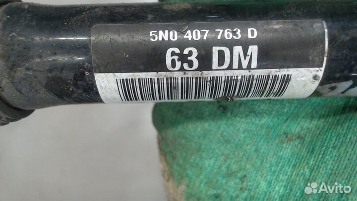 Полуось Volkswagen Tiguan, 2012