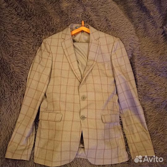 Костюм мужской. Daniel Lazzaro