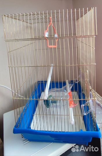 Клетка новая просторная для птиц