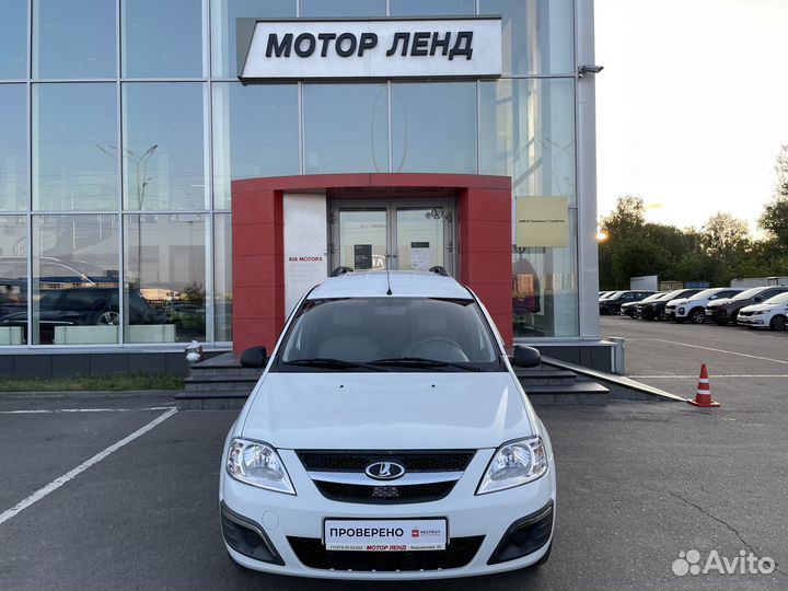 LADA Largus 1.6 МТ, 2017, 28 275 км