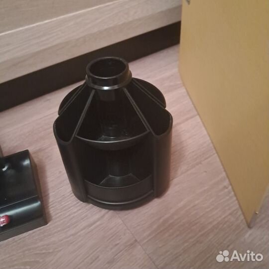 Подставка для канцелярии