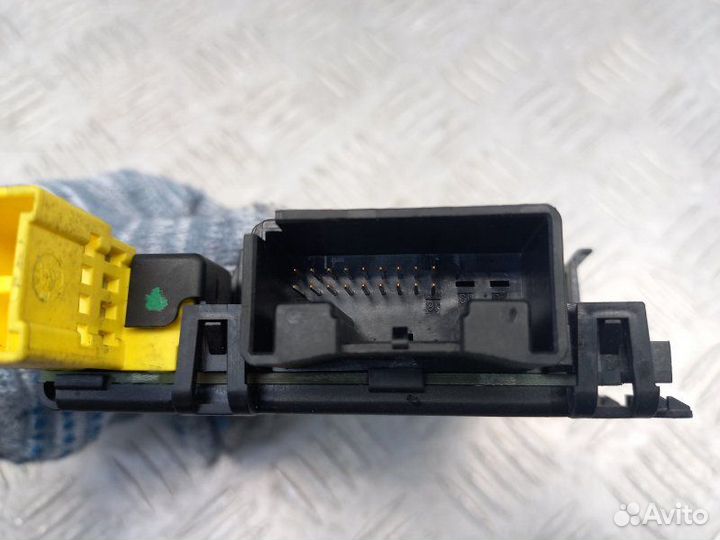 Блок электронный Volkswagen Passat B6 1.6 BSF 102