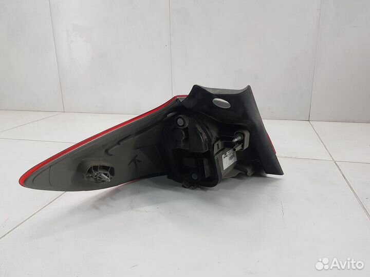 Фонарь задний правый наружный Renault Megane