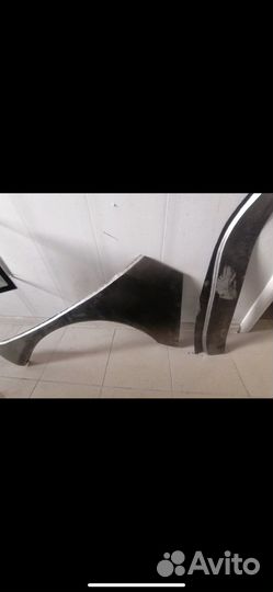 Левое заднее крыло Лансер 10