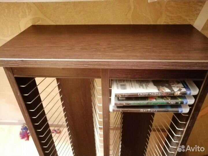 Подставка для 3D, DVD, CD дисков