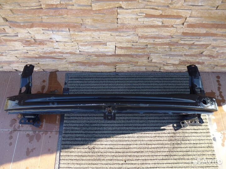 Фольксваген Кэдди усилитель пер бампера 2004-2015