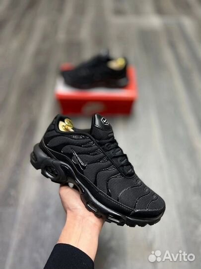 Кроссовки зимние AIR MAX Tn plus