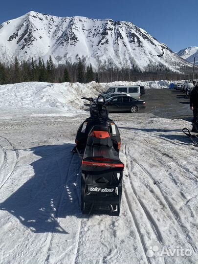 BRP ski-doo summit x XM