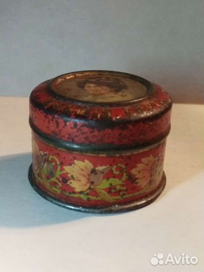 Баночка от губной памады. Царизм